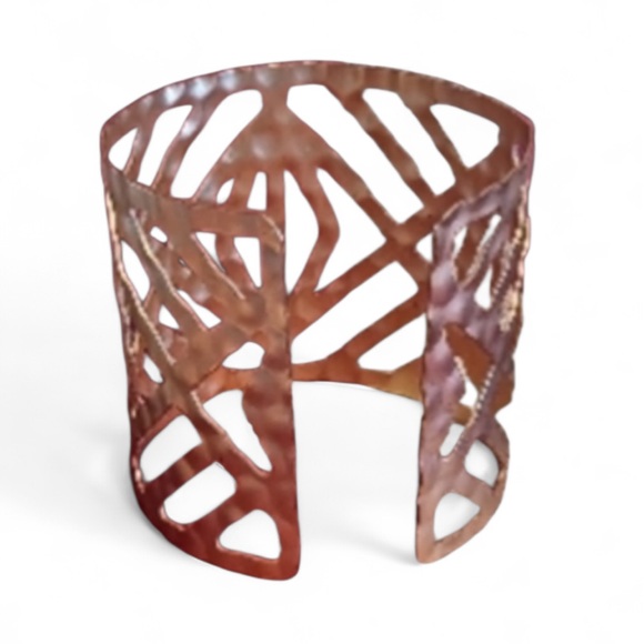 𝅺Gold Cuff Bracelet Open Weave Asymmetry Beautiful Contemporary look NEW NWT - Picture 7 of 7